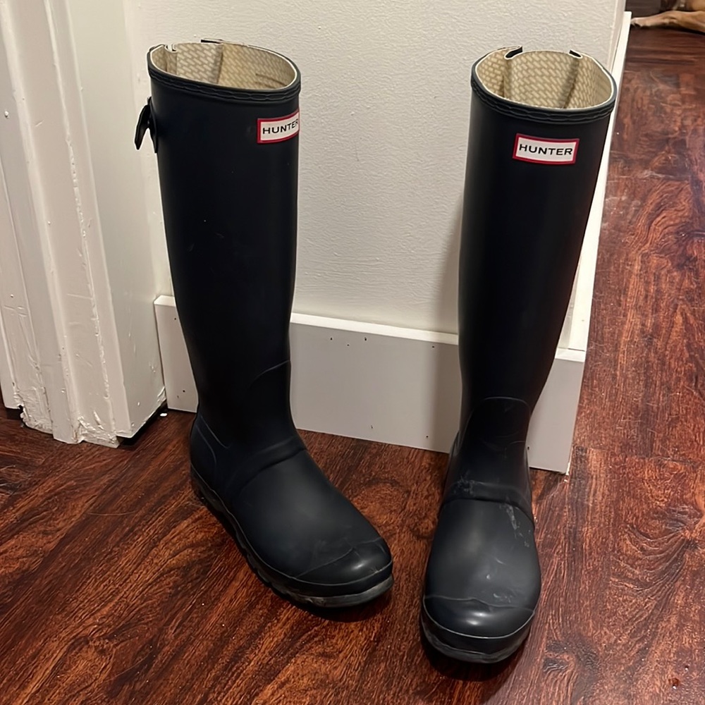 Navy Blue Extendable Tall Hunter Rain Boots